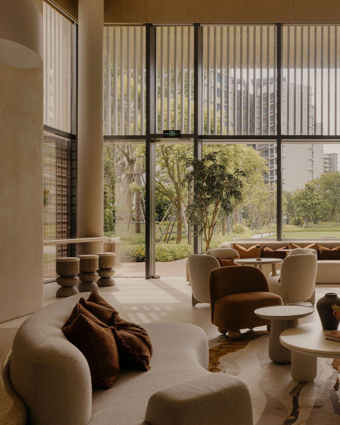 Aurora Residences lounge